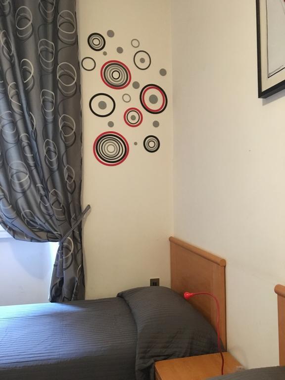 Delightful Apartment 100 Meters From The Colosseum المظهر الخارجي الصورة