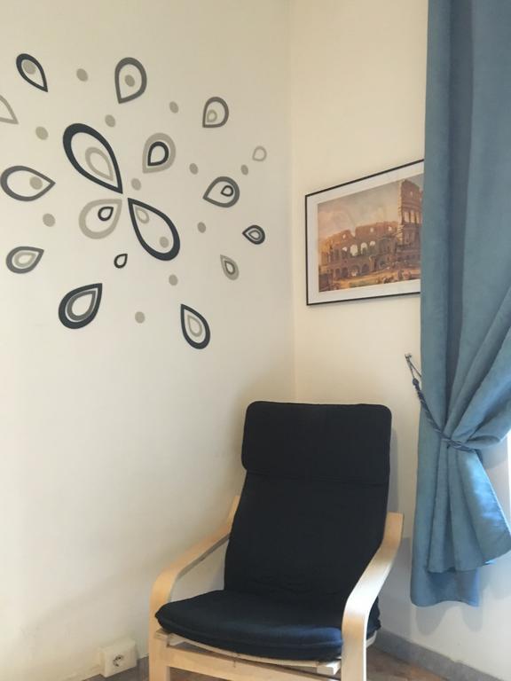 Delightful Apartment 100 Meters From The Colosseum المظهر الخارجي الصورة