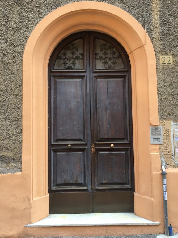 Delightful Apartment 100 Meters From The Colosseum المظهر الخارجي الصورة