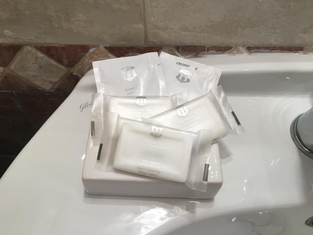 Delightful Apartment 100 Meters From The Colosseum المظهر الخارجي الصورة