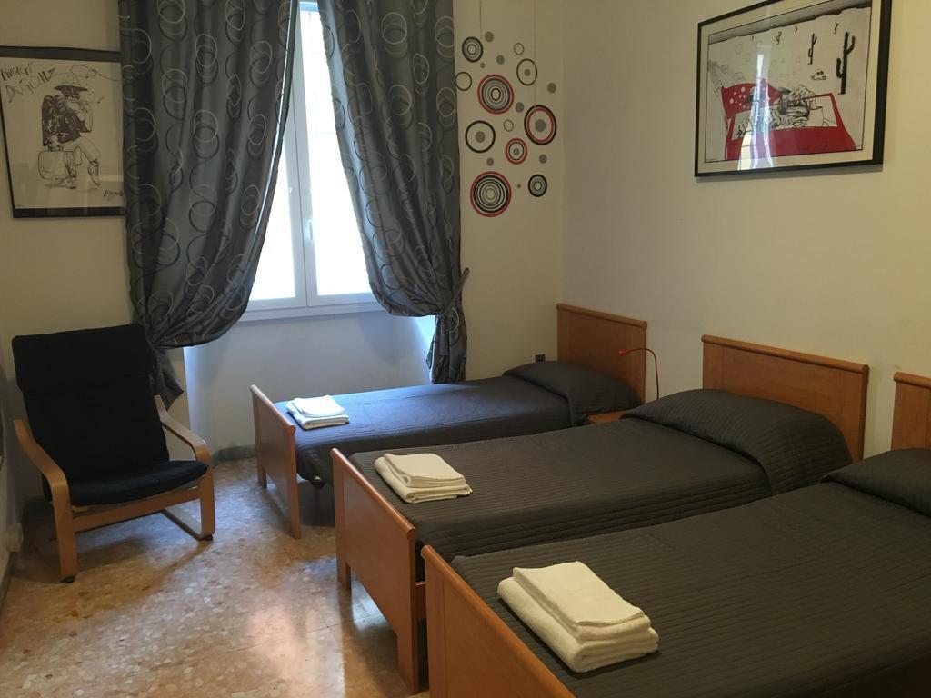 Delightful Apartment 100 Meters From The Colosseum المظهر الخارجي الصورة